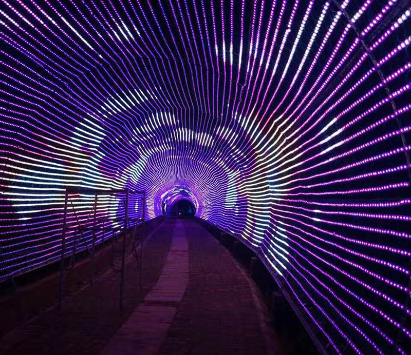 什么是LED網(wǎng)格屏它有什么優(yōu)勢？(圖1)