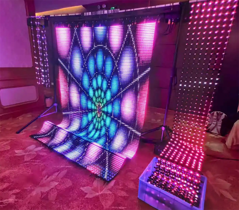 如何選用適合的LED網(wǎng)格屏及應(yīng)用場景？(圖1)